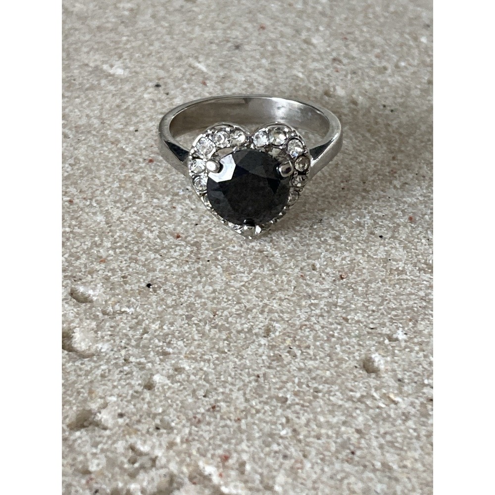 Black Heart Rhinestone Halo Ring‎ Silver Tone Size 7 Gothic Statement Romantic